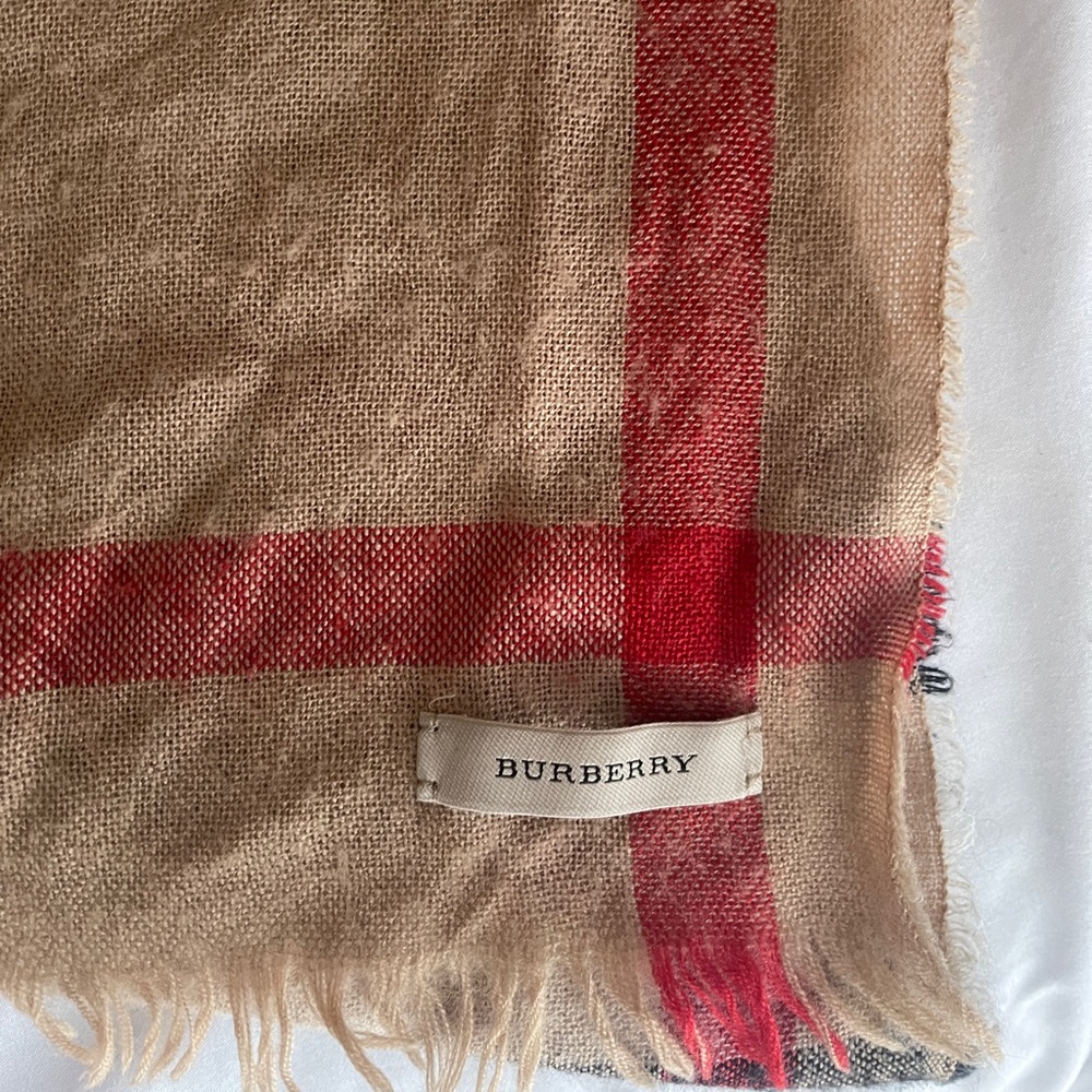 Burberry Cashmere Scarf A/W 2018